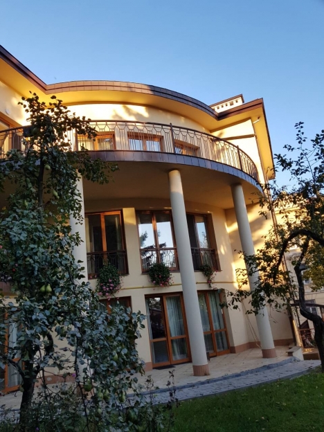 Фото 1 Аренда Квартир Оренда  3-кімн. квартири в центрі Львова