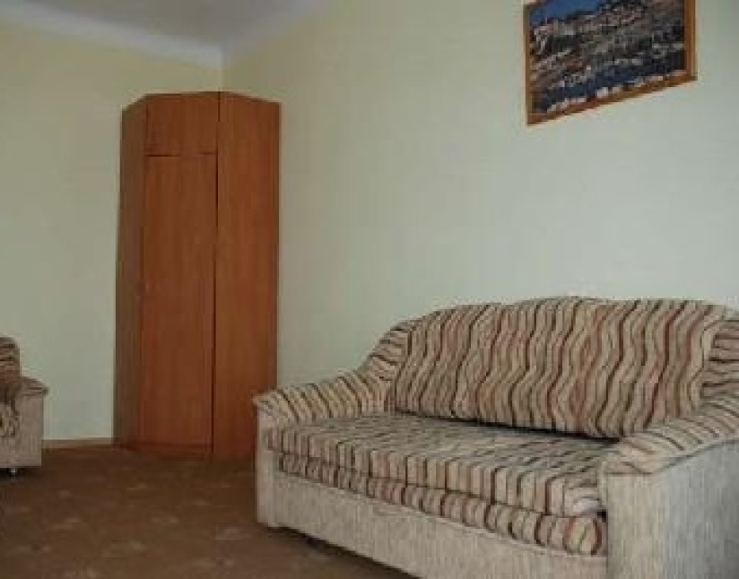 Фото 3 Продажа Квартир Продам однокомнатную квартиру в центре.