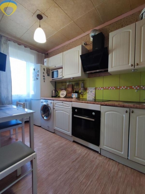 Фото 1 Продажа Квартир 3к. И. Петрова/Ак. Вильямса, Копейка. Кирпичный дом. 8/14эт.