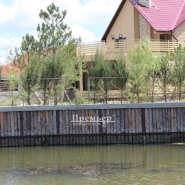 $flat->street $flat->street