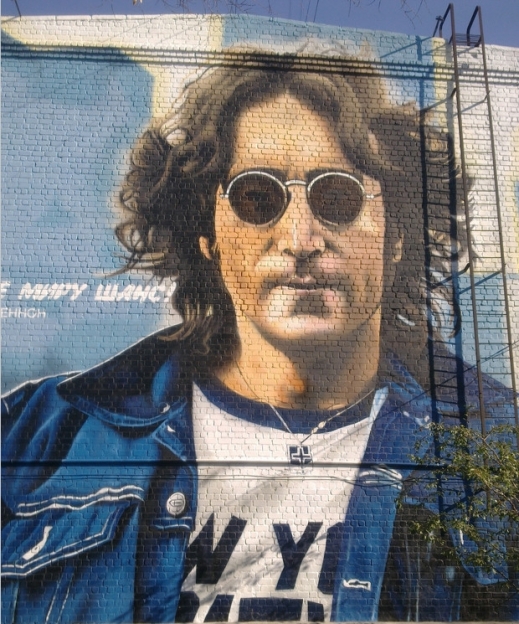 Фото 1 Продажа Квартир Продам 3-х комнатную квартиру г. Изюм, площадь Джона Леннона