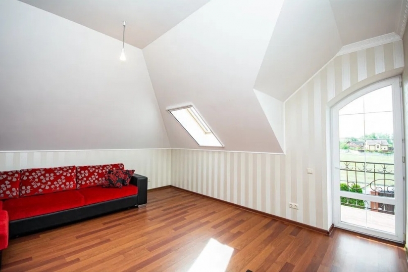 Фото 19 Продажа Квартир Чудовий будинок з дорогим ремонтом, меблями і технікою поруч з Києвом