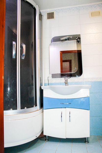 Фото 2 Продажа Квартир 3-кімнатна квартира з сучасним ремонтом, вул. В. Фонтанна