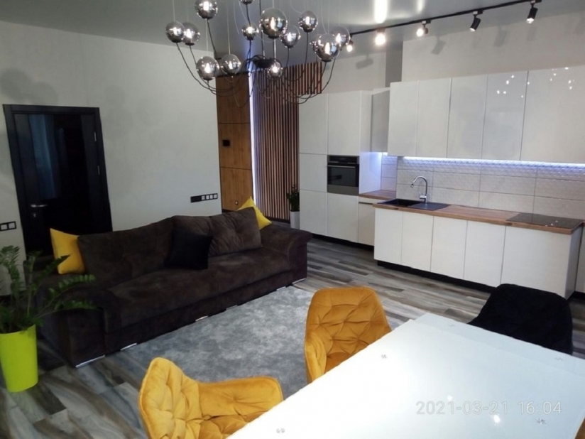 Фото 1 Продажа Квартир 4-х комнатная квартира в ЖК Светлый дом