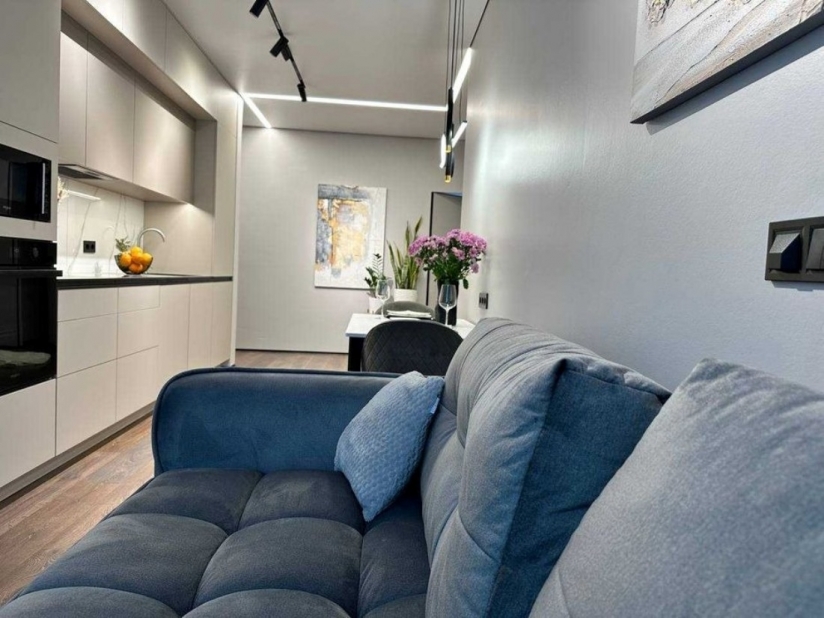 Фото 5 Продажа Квартир Від власника! Унікальна 2 к., евротрешка в локації Центральний парк!