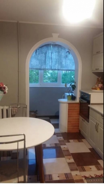 Фото 20 Продажа Квартир Продам трехкомнатную квартиру