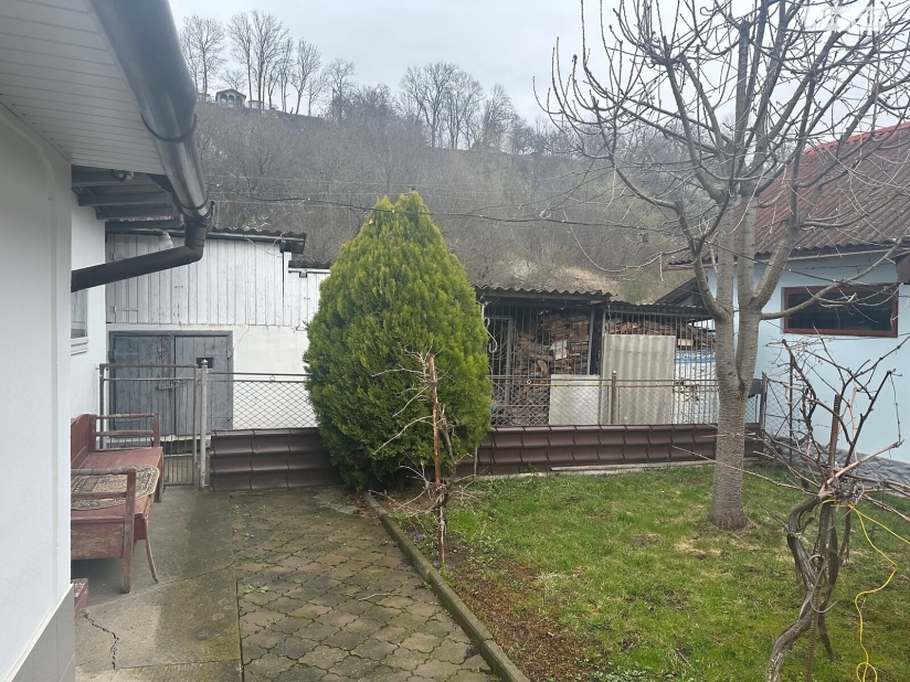 Фото 7 Продажа Квартир Продаж 1 поверхового будинку з гаражем в м. Снятин