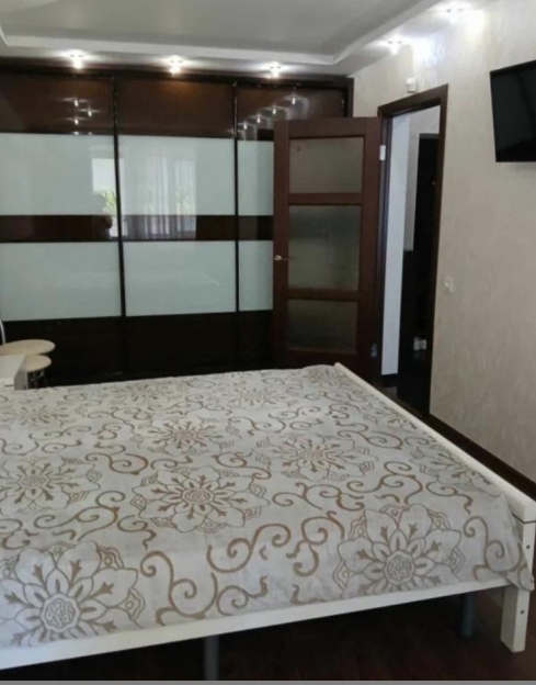 Фото 1 Продажа Квартир 1-ком.квартира на Толбухина 32м. Капитальный ремонт