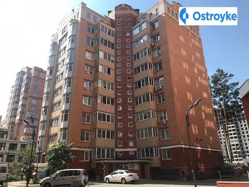 Фото 8 Продажа Квартир Університетська улица