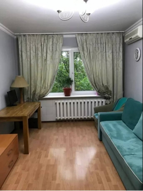 Фото 18 Продажа Квартир Продам трехкомнатную квартиру