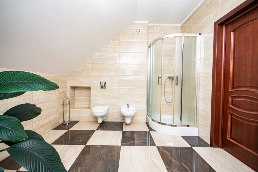 Фото 17 Продажа Квартир Чудовий будинок з дорогим ремонтом, меблями і технікою поруч з Києвом