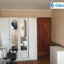 $flat->street $flat->street