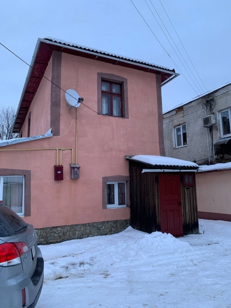 Фото 1 Продажа Квартир Продаю 2-ох кімнатну квартиру в ЦЕНТРІ, 47.5 кв.м, вул.Д.Галицького