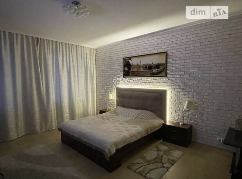 Фото 10 Продажа Квартир Продаж 3 поверхового будинку з мансардою поруч з Києвом