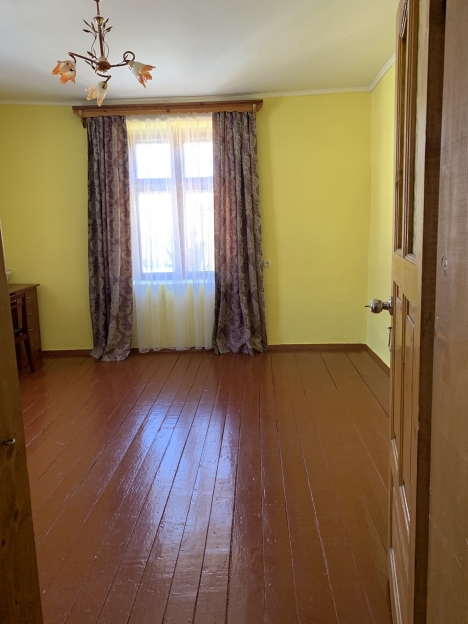 Фото 3 Продажа Квартир Продаю 2-ох кімнатну квартиру в ЦЕНТРІ, 47.5 кв.м, вул.Д.Галицького