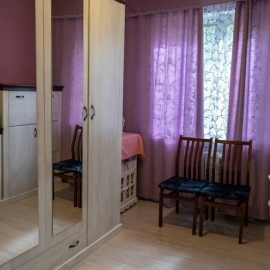 $flat->street $flat->street