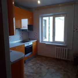 $flat->street $flat->street