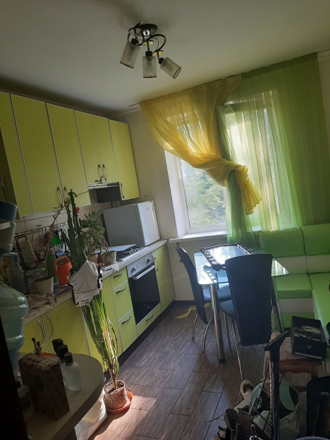 Фото 1 Продажа Квартир Продам  4х  кв