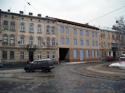 вул. Гайдамацька, 12а