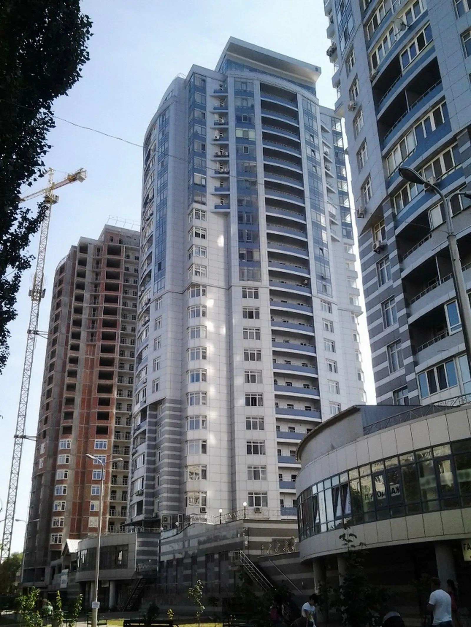 ЖД Ушакова, 1д
