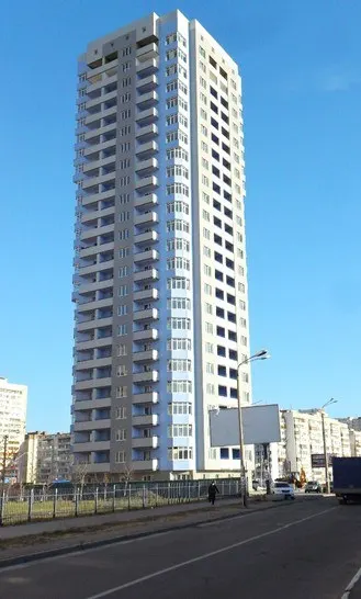 вул. Гмирі, 17