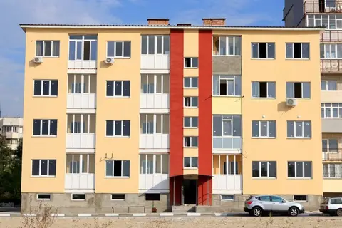ул. Патона, 25