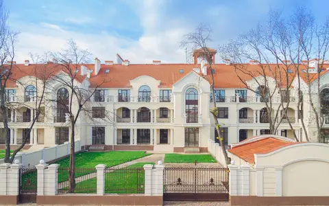 КГ Королевские сады