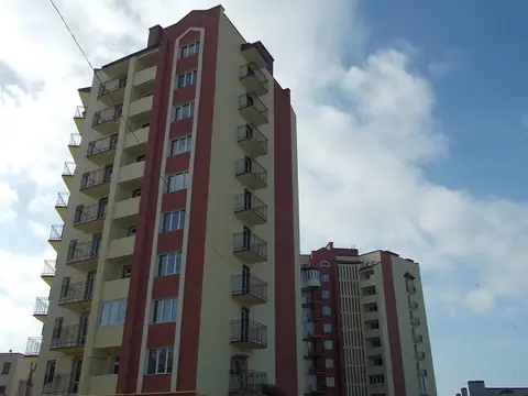 ул. Стадниковой, 40а