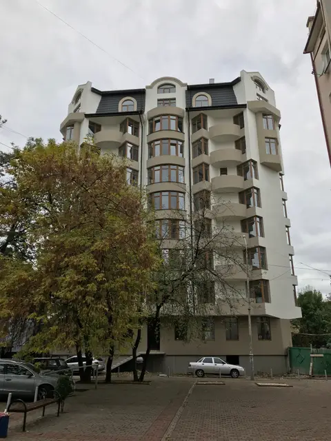 вул. Короля Данила, 20