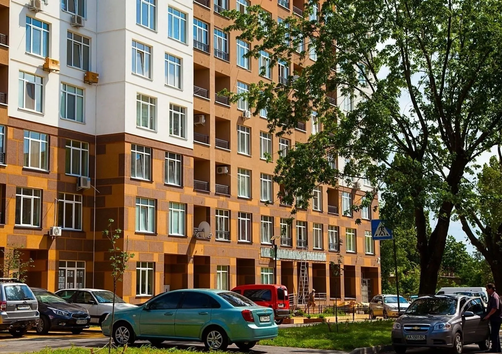 вул. Ованеса Туманяна, 3