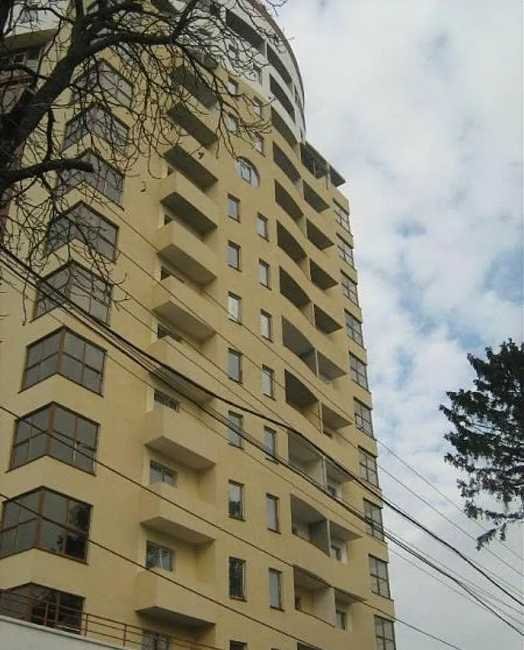 ул. Льва Толстого, 9
