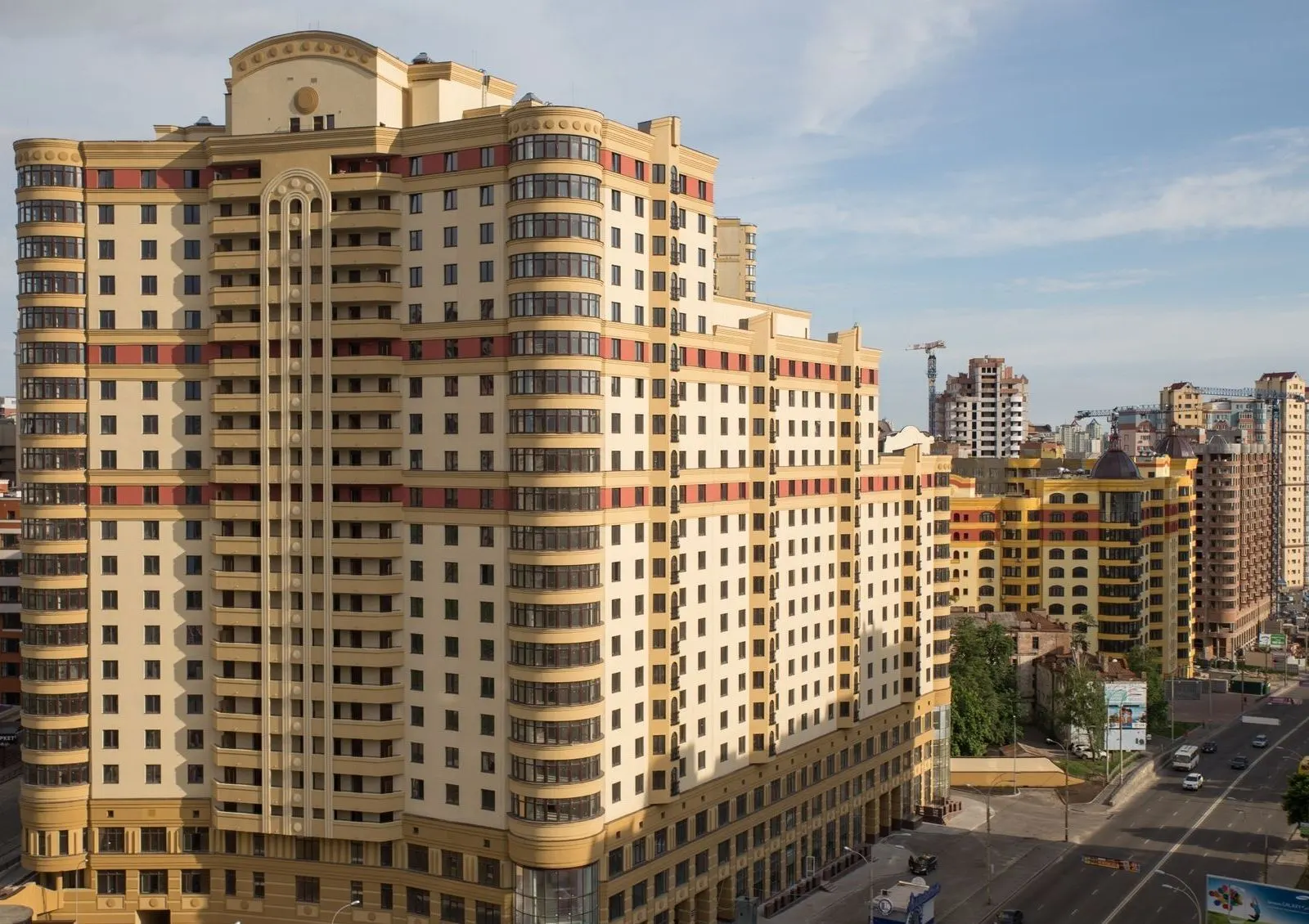 ЖК Златоустовський