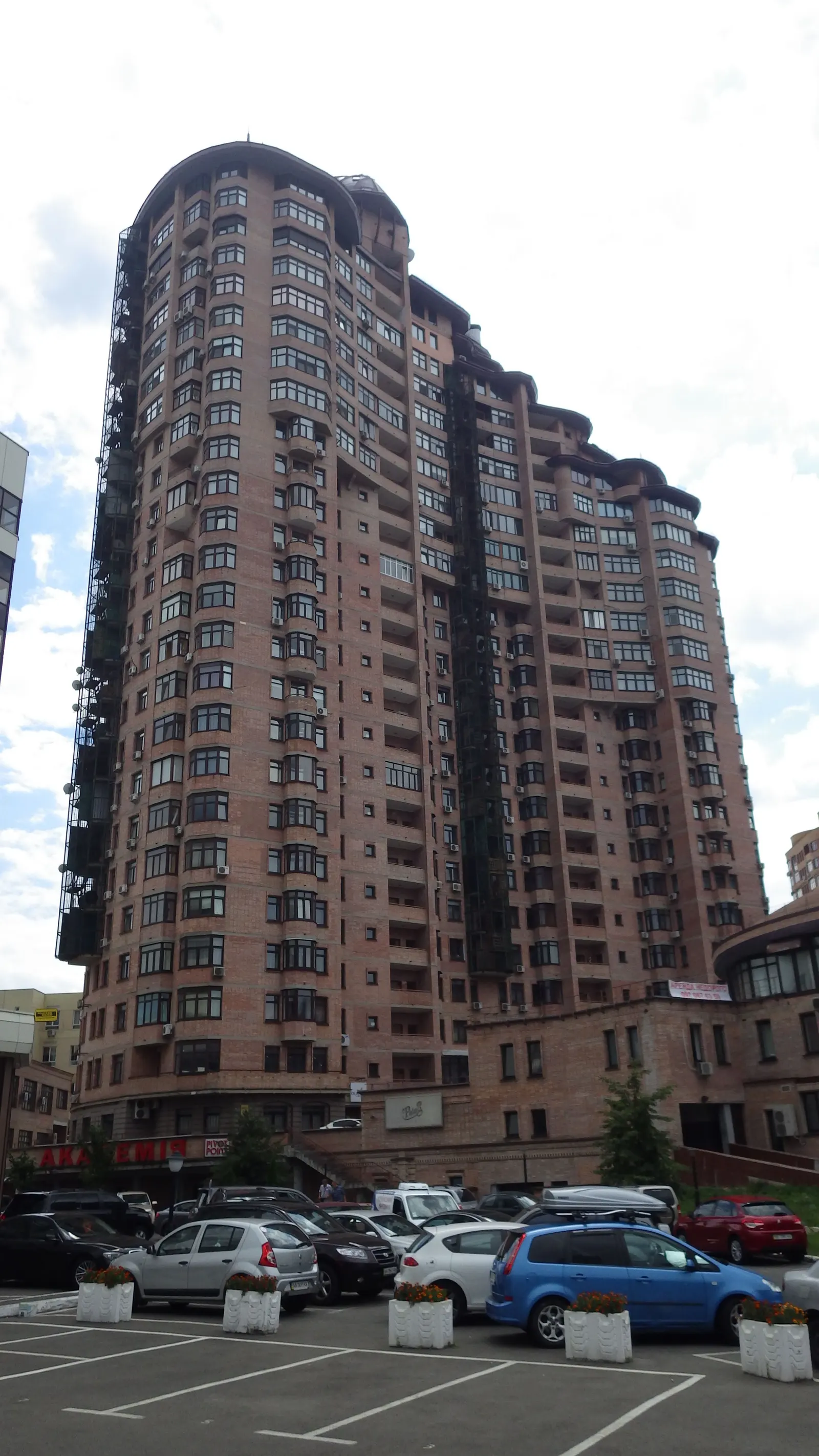 вул. Євгена Коновальця (Щорса), 36в