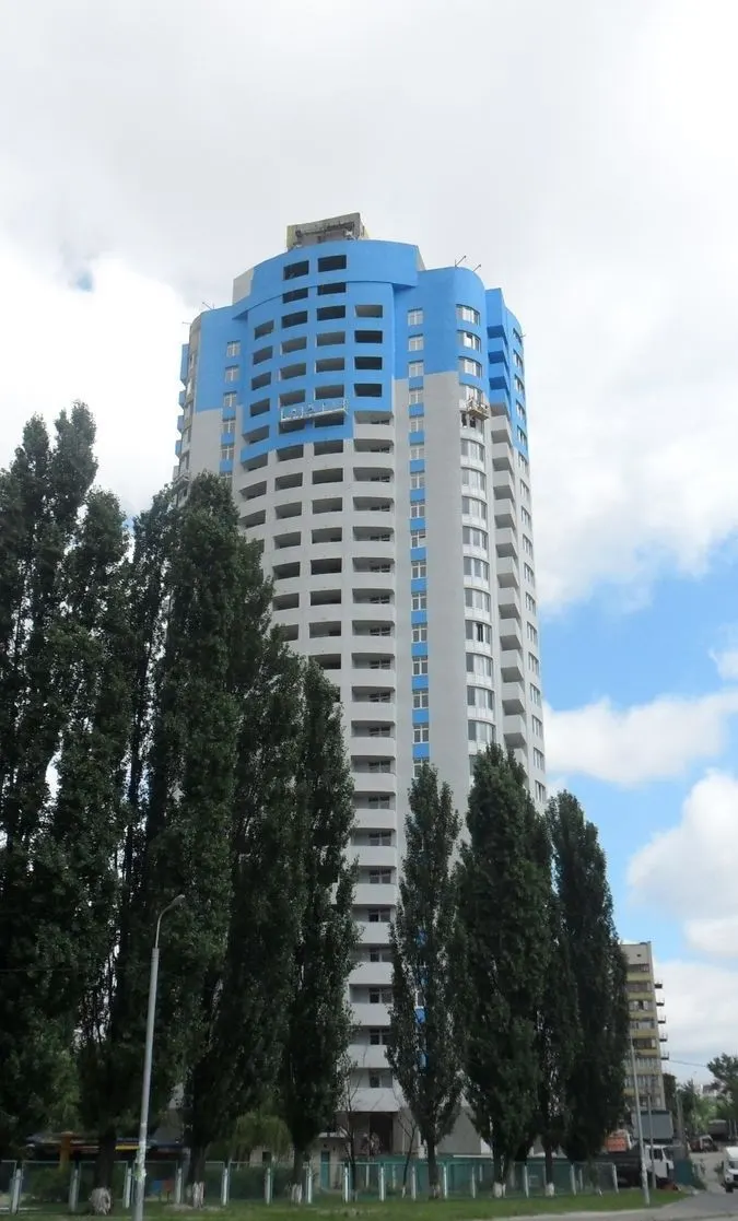 вул. Ревуцького, 7в