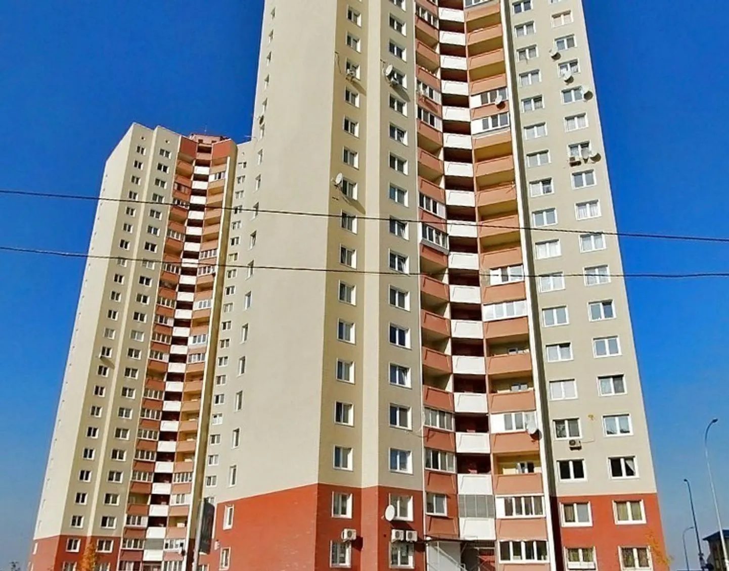 ул. Милославская, 8, 12