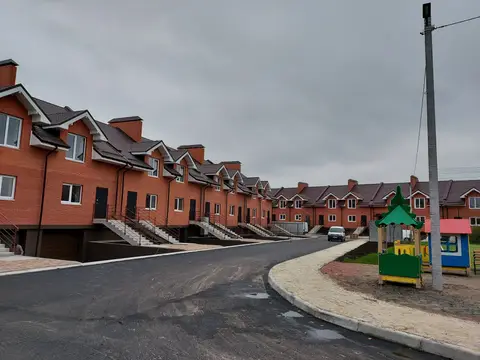 Таунхаусы «Borispol Village»