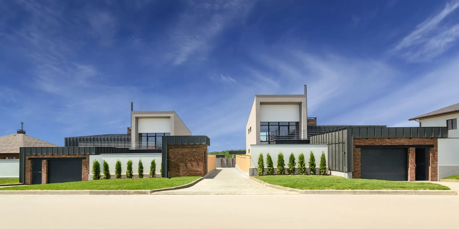 КГ 4 Houses