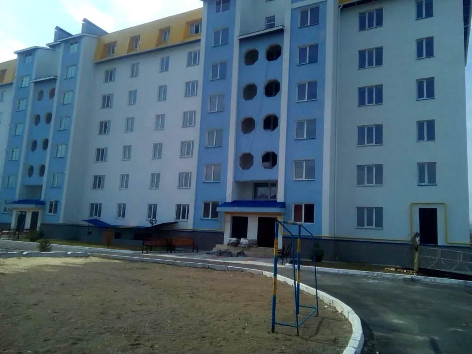 вул. Грушевського, 108а