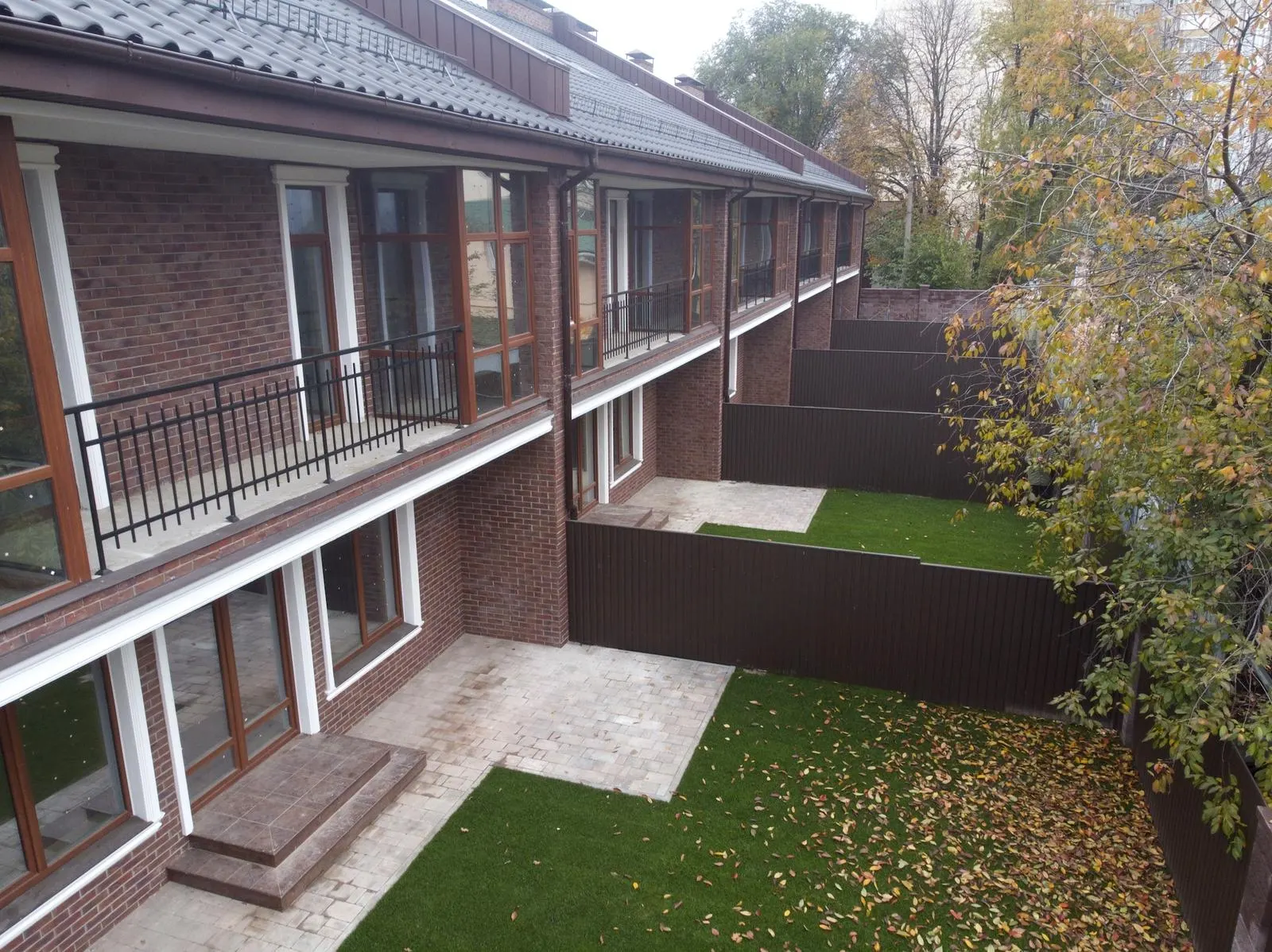 Таунхауси Протасів Residence