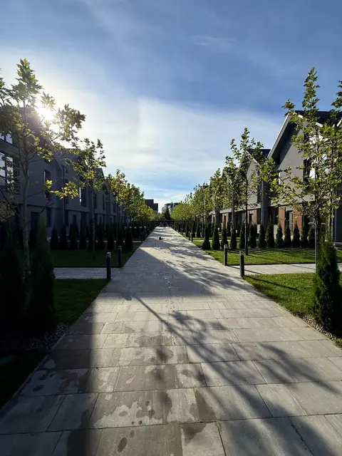 Таунхауси Legend Town