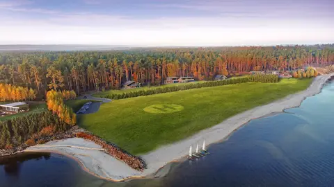 КМ New Haven Luxury Village