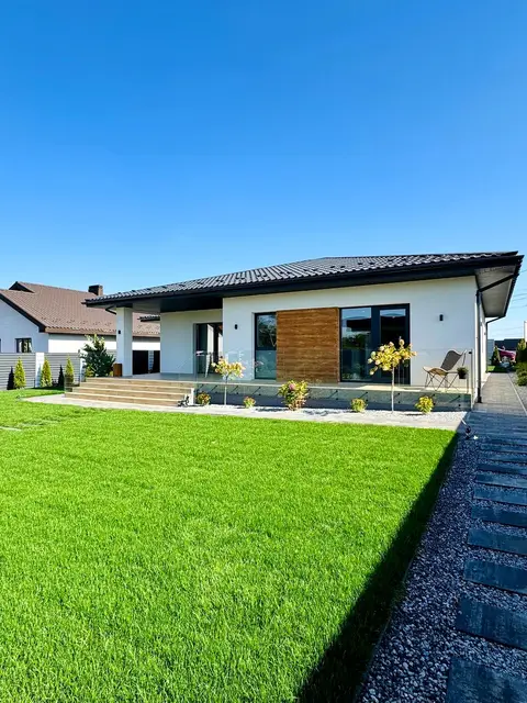КМ Bratske Home