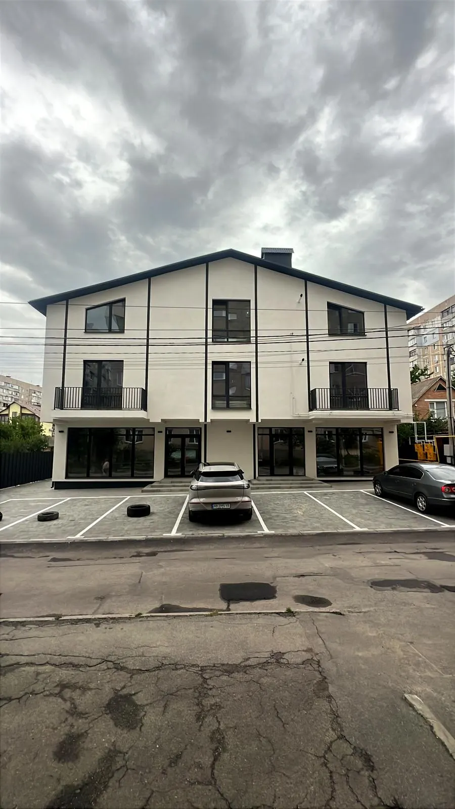 вул. Дачна, 14