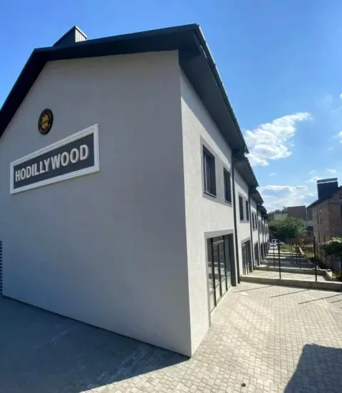 Таунхауси Hodillywood 3.0