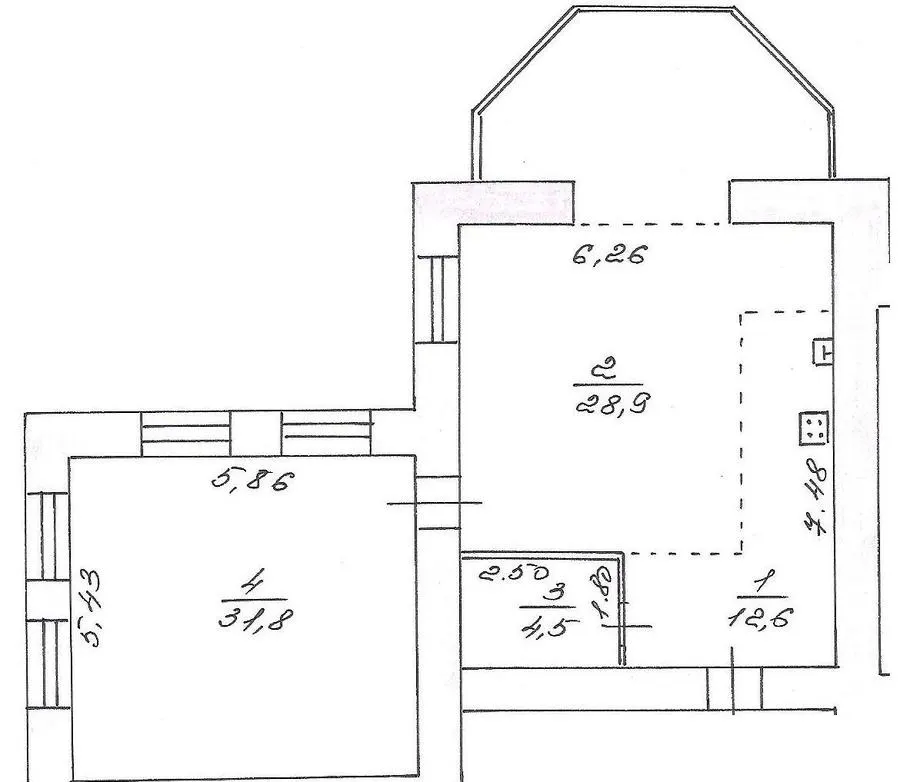 Клубний будинок Наваль — 81.7 м²