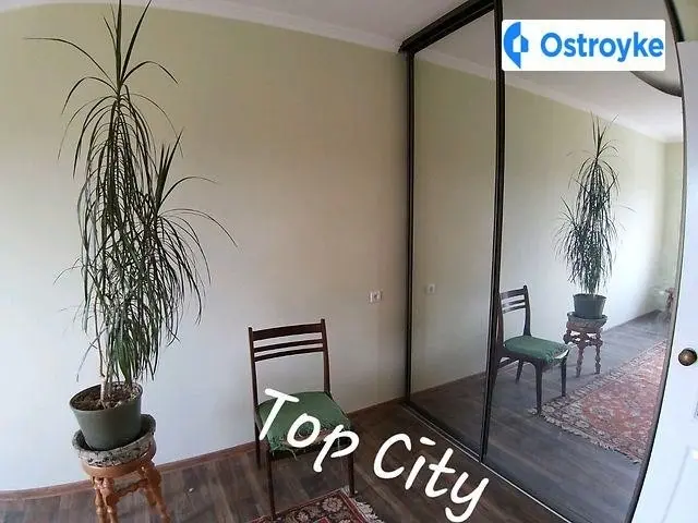 Продаж 2-кімнатної квартири, 48 м², Чернівці — фото 3