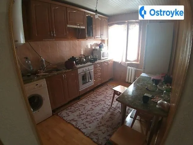 Продаж 2-кімнатної квартири, 56 м², Чернівці — фото 1