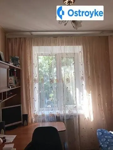 Продаж 4-кімнатної квартири, 61 м², Павлоград — фото 2