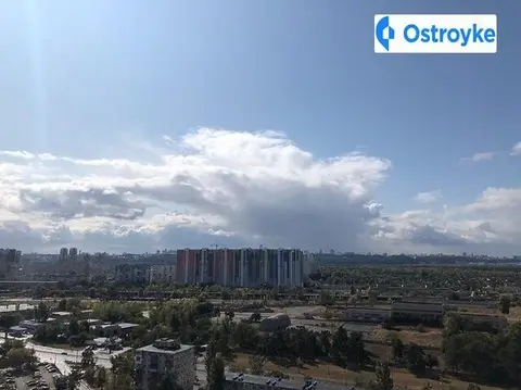 3-кімнатна квартира, 85 м², вул. Воскресенська, 12а, Київ