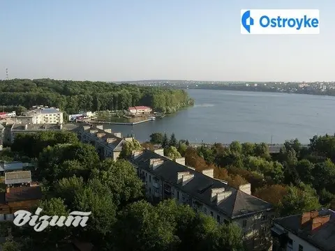 3-комнатная квартира, 93 м², вул. Чумацька, Тернополь
